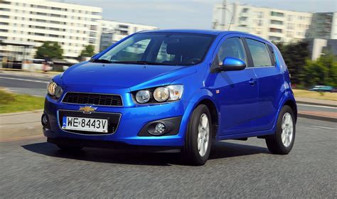 The chevrolet aveo sedan and aveo 5 hatchback combine a fuel efficient engine, seating for five, ample cargo space and a host of optional features. Używany Chevrolet Aveo II (2011-2016) - opinie, dane ...