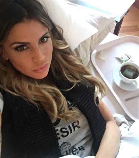 Claudia Galanti I Suoi Nuovi Selfie Super Hot Fanno Impazzire Il Web Le Foto Privatissime Gossip
