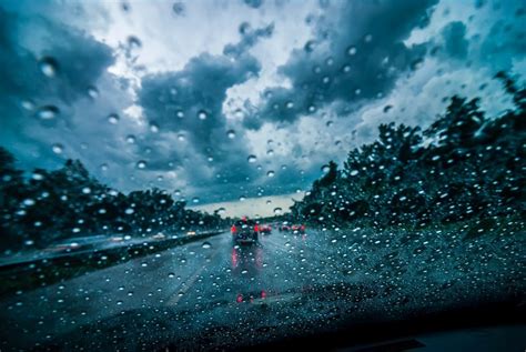 Driving In The Rain Safety Tips
