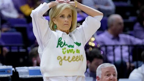 Celebrate Lsu S Final Four Appearance With Coach Kim Mulkey S Best Sideline Outfits Final F