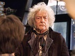 John Hurt in Harry Potter: Remembering the Sir John Hurt's Ollivander ...