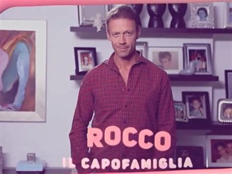 Rocco Siffredi Une Star Du Porno Très Sage Dans Sa Tél Closer