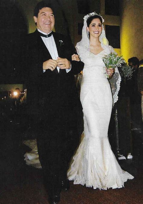 El que vuelve a salirse con las suya es patricio robles, a esta la abuela de luis miguel entiende esa feroz jugada de su nieto como lo que fue: La relación entre Luis Miguel y los Hank