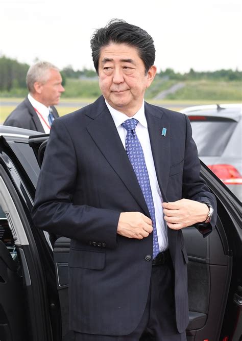Abe To Reshuffle Cabinet Ldp Execs In Early August The Japan Times