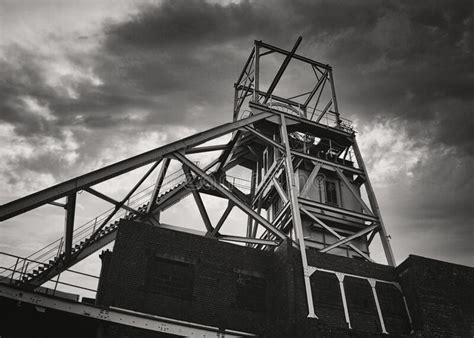 Yorkshire Coal Mine Wheelhouse Tower Stock Photo Image Of Coal