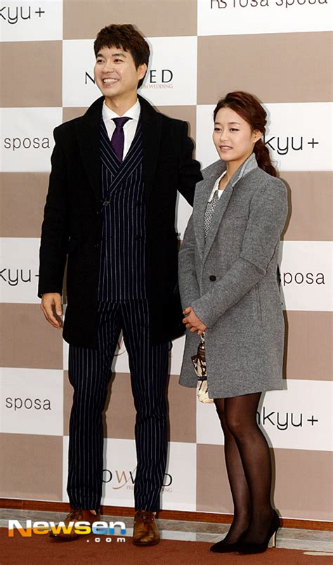 박수홍 남남북녀 양준혁 김은아 영상 국민의오락부장,폭소,노래강사손영주노래교실,대한예총,2018년9월14일 수동농협노래교실. 포토엔박수홍-박수애 '실제 부부처럼 다정하게~' - 손에 ...