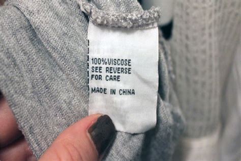 You can wash reds, bright oranges, hot pinks and deep purples together once you are sure they are colorfast.test colorfastness by spraying the garment with water and blotting with a paper towel to. How to Wash and Care for Viscose Fabrics