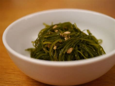 Bonjour à tous et une bonne année et continuer de nous donner toutes ces belle recettes. Recette d'algues-Sukikombu! | Recette legume, Recette, Cuisine