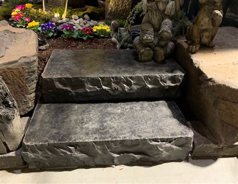 Thank you for your interest in concrete works statuary, inc. Caps and Steps - Concrete Works Statuary