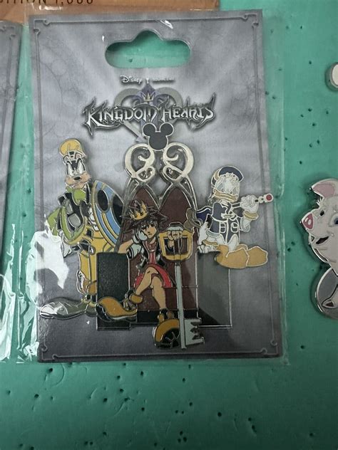 Disney Hot Topic Kingdom Hearts Pin Ebay