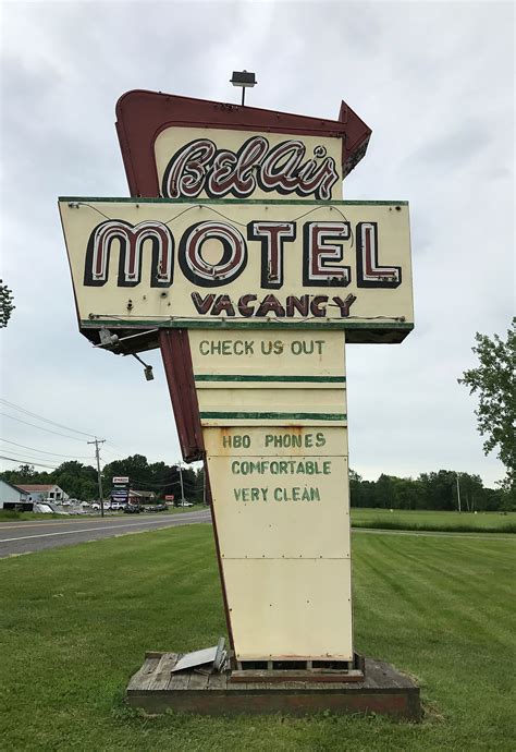 Belair Motel Rt 11 North Of Syracuse Ny Old Signs Neon Jungle