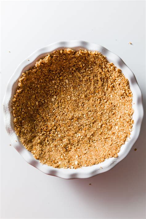 This pie crust is buttery, flaky and the great thing about this pie crust is that is so versatile, it's perfect for both savory or sweet pies. Pretzel Pie Crust Recipe + 8 Pies with Pretzel Crusts ...