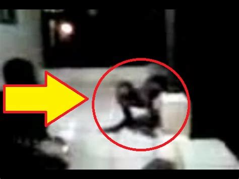 Papan terbaik milik anak tuyul. NGERI...!! PENAMPAKAN TUYUL ASLI TANPA REKAYASA KAMERA ...