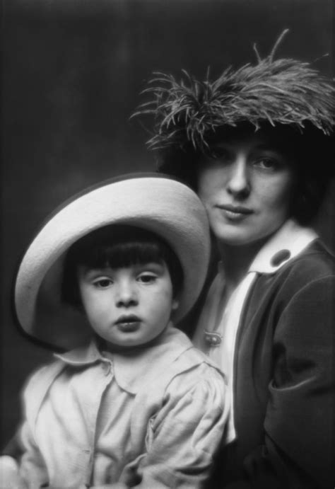 File Evelyn Nesbit And Son By Arnold Genthe 1913  Evelyn Nesbit Shorpy Historical Photos