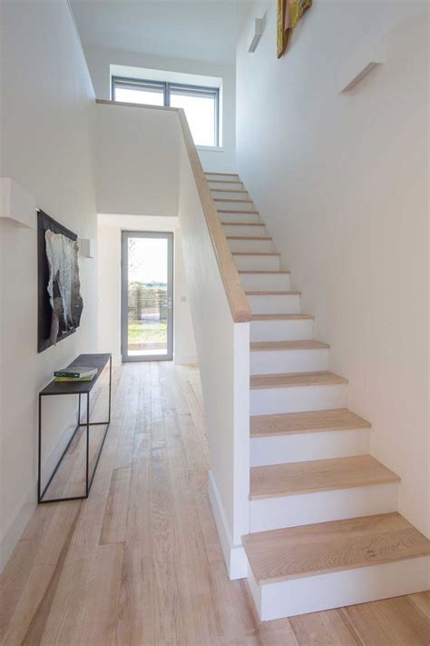 It works well with our traditional or contemporary stairparts and offers a firm grip whilst using the stairs. blond hardwood treads + handrail on painted softwood stair - Old Water Tower - Chieveley ...