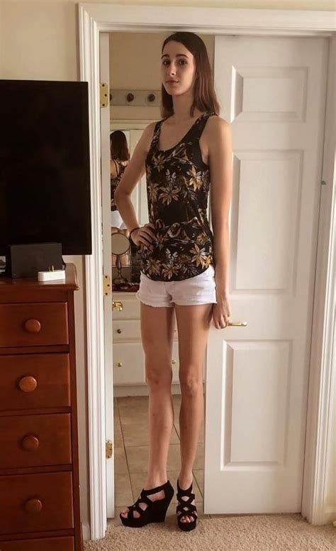 Zaratustraelsabio DeviantArt Tall Women Tall Girl Problems Tall Girl