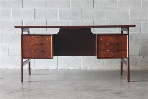 Rosewood Desk by Gunni Omann - The Vintage Shop