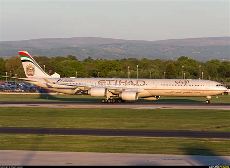 A6 Ehf Etihad Airways Airbus A340 600 At Manchester Photo Id 723603