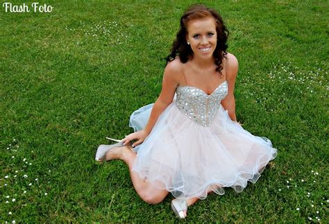 Pin By Amanda Fisher On Photography Ideas Photo S I Ve Taken Prom Picture Poses Prom