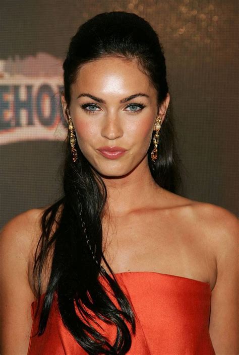 Imagen Etiquetada Con Brunette Megan Fox Safe For Work Fapcoholic Com