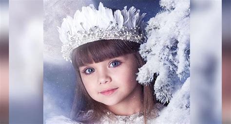 6 साल की इस बच्ची की खूबसूरती के सभी दीवाने है Viral Track