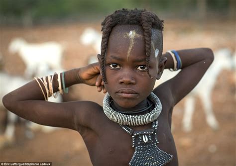 Enormi Tette Femminili Africane Nativa Nuda Ragazze Nude E Le Loro Fighe