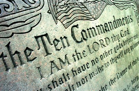 What Are The Ten Commandments In Catholicism
