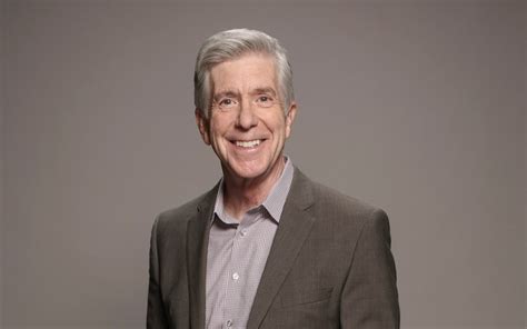 tom bergeron weighs in on new dancing with the stars hosts parade