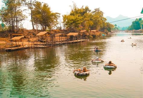 river tubing in vang vieng laos