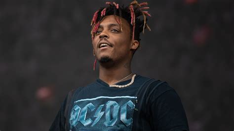 Chicago Born Rapper Juice Wrld Dies At Age 21 After Suffering Seizure At Midway Airport