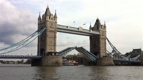 The london bridge experience is a unique venue and holds up to 200 people, so there is no better way to impress your friends, staff and clients. London Bridge - HD - YouTube