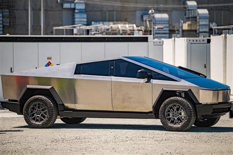 Elon Musk Claims His Cybertruck Will Also Be A Boat