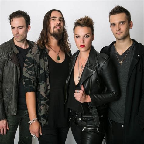 Halestorm Sell Out Biggest Tour Confirm Support All About The Rock