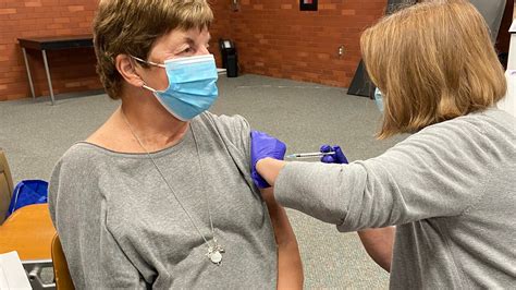 Central Ohio Woman Joins Covid 19 Vaccine Trial At Ohio State