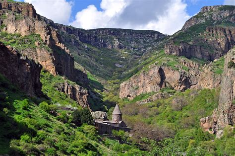 Armenia, officially the republic of armenia, is a landlocked country located in the armenian highlands of western asia. Hiking in Armenia without backpacks or tents. Activities ...