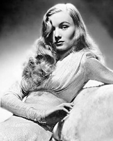 If you want to add more style decorate the hairstyle with a headband. 1940s hairstyles for long hair