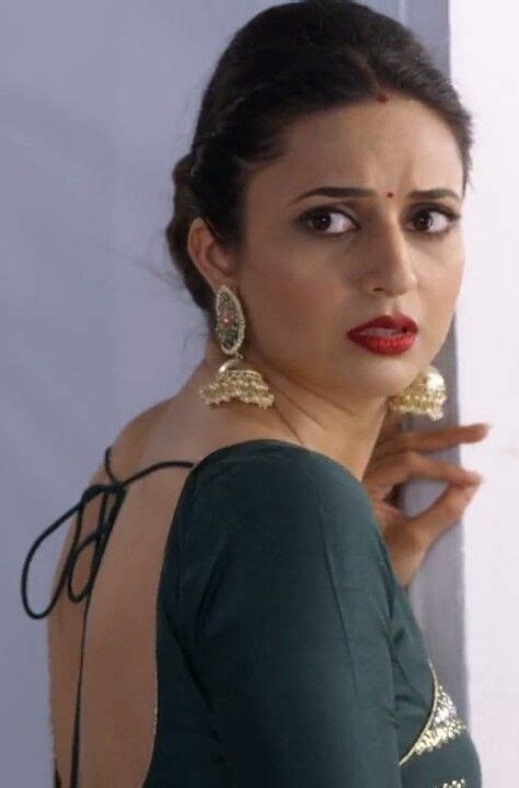 Divyanka Tripathi Ahhh That Back And Blouse Knot Ufff And Her Red