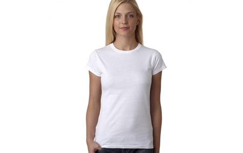 Girls plain white t shirt. Different Ways for Girls to Dress Up a Plain White t-Shirt ...