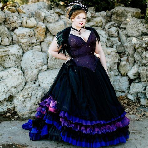 Discount Vintage Medieval Purple And Black Wedding Dresses Gothic