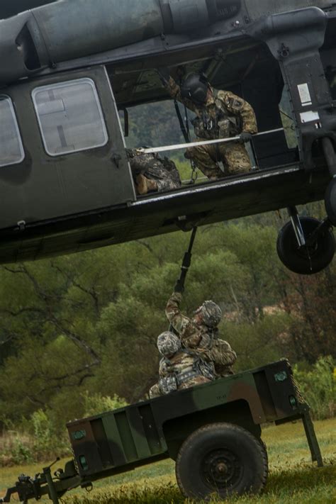 Dvids Images Pathfinder Students Conduct Sling Load Training Image