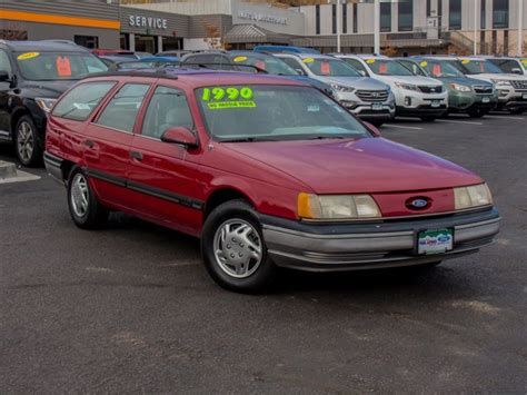Detailed features and specs for the used 1990 ford taurus including fuel economy, transmission, warranty, engine type, cylinders, drivetrain and more. November 3, 2018