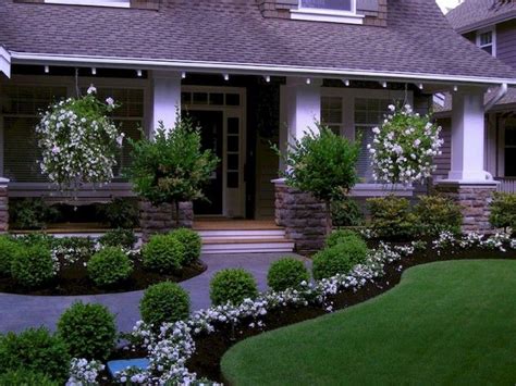 Cool Front Yard Low Maintenance Landscaping Ideas In 2020 Front Yard