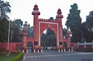 Aligarh Muslim University: Vice Chancellor Calls Teachers 'Nakara ...