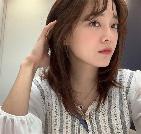 𝐤𝐢𝐦 𝐬𝐞𝐣𝐞𝐨𝐧𝐠 김세정 Instagram Update Clean0828 Kim Go Eun Kim Sejeong Korean Girl Asian Girl
