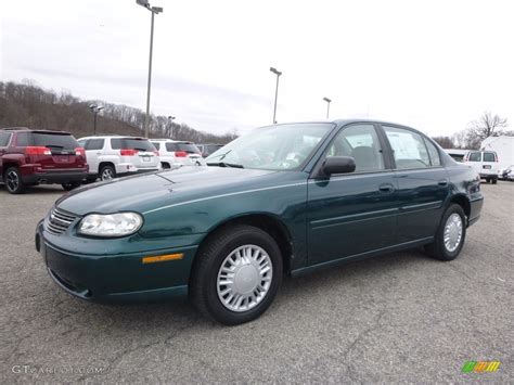 2000 Dark Jade Green Metallic Chevrolet Malibu Sedan 118949719 Photo