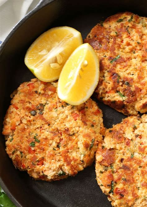 I make a triple batch (because that's the can of salmon size i get) and i form a few patties for my toddler with the recipe as. These Old-Fashioned Salmon Patties Never Run Out Of Style ...