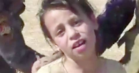 Heartbreaking Moment Mosul Girl Weeps I Thought Youd Never Come As Forces Arrive To Recapture