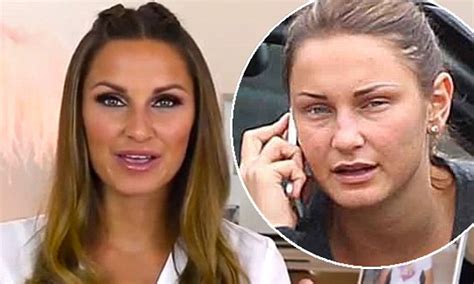 Sam Faiers Discusses Her Battle With Trichotillomania Daily Mail Online