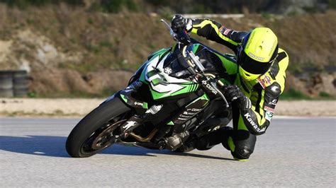 Additionally, you can browse for other related vectors from the tags on topics bike, brands, emblem. Kawasaki Z800 2013 HD Wallpapers 2013 ~ All About HD ...