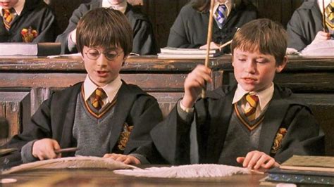 The Tie Gryffindor For Seamus Finnigan Devon Murray In Harry Potter And The Sorcerer S Stone